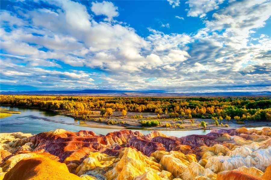 新疆，诗意浪漫的璀璨明珠